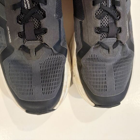 On Running Sneaker Cloudrunner Mens Size 10 Black $160.00 - Picture 4 of 7